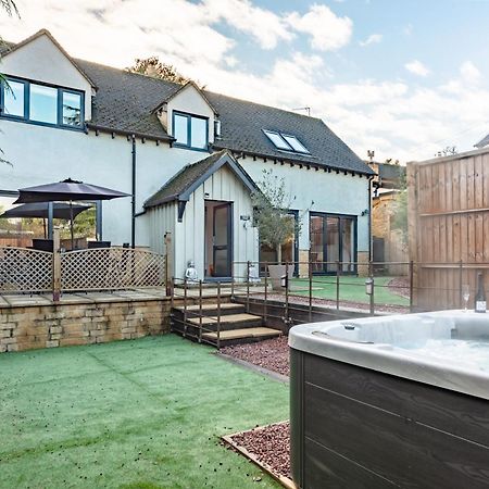 Cotswold Holiday Let With Hot Tub - The Old Garage Chipping Norton Dış mekan fotoğraf