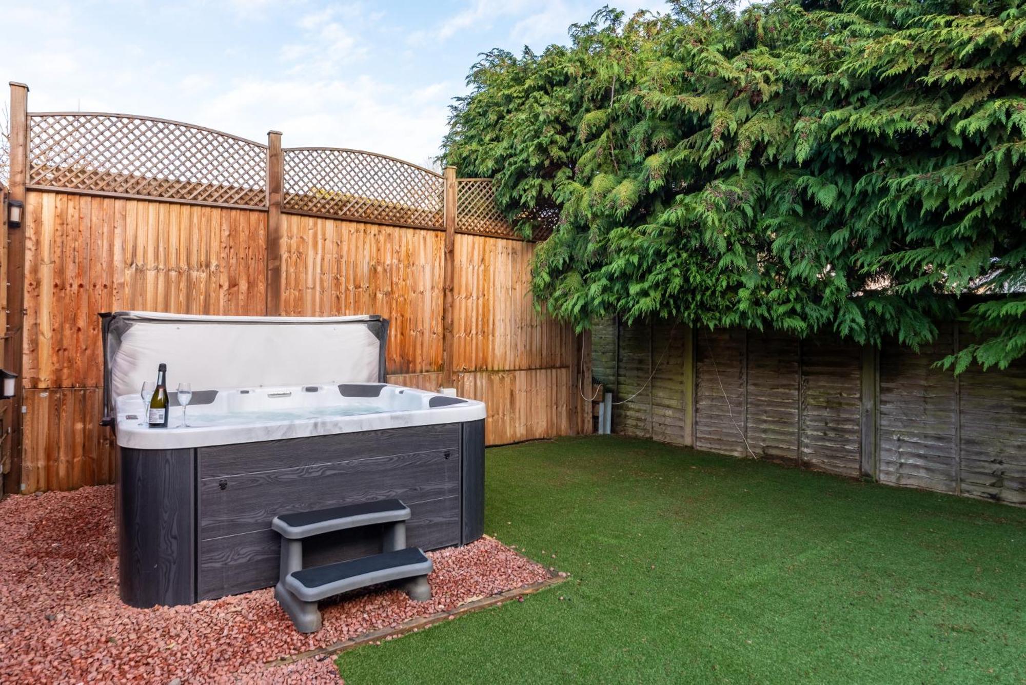 Cotswold Holiday Let With Hot Tub - The Old Garage Chipping Norton Dış mekan fotoğraf